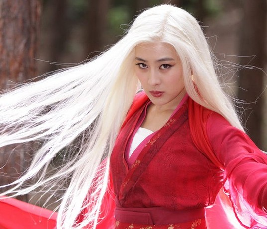 网通传奇私服明日新服 白发魔女前来助阵